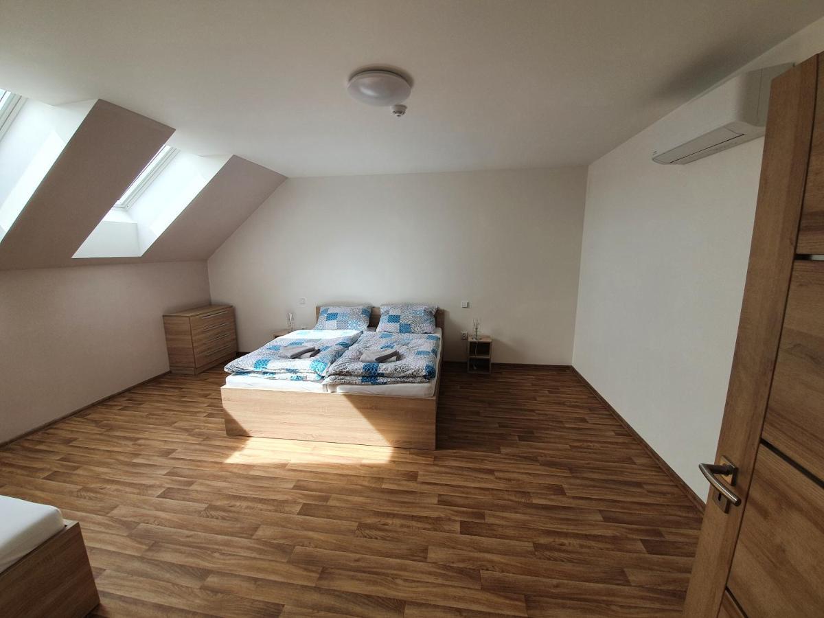 Penzion Amalka Dobrikov Exteriör bild