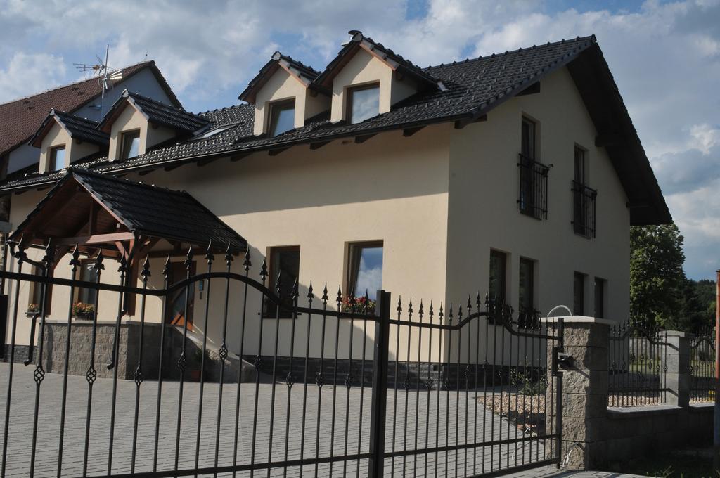 Penzion Amalka Dobrikov Exteriör bild